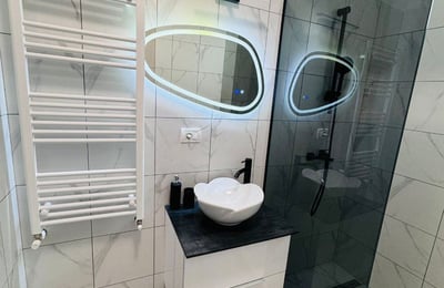 Аренда комфортной 2-комнатной квартиры с видом на море, 54 м², Мамая, Констанца, Румыния